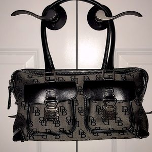 Vintage Dooney & Bourke shoulder bag.